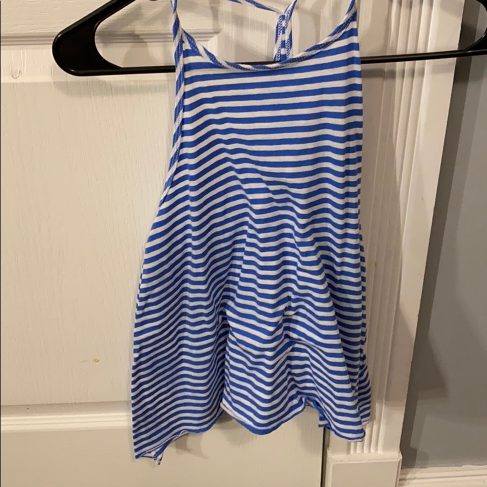 Hollister top